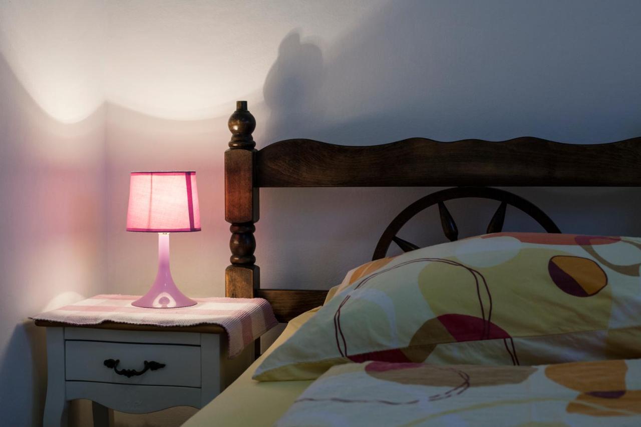 Apartments Kosovka 1398 Pjescana Uvala Bagian luar foto