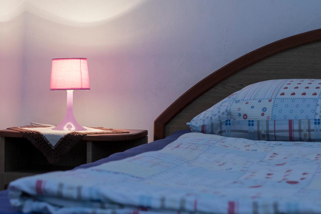 Apartments Kosovka 1398 Pjescana Uvala Bagian luar foto