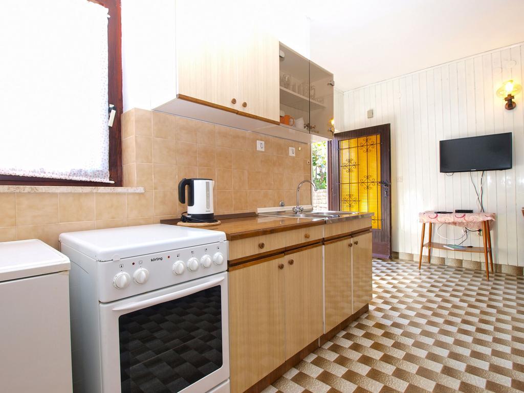 Apartments Kosovka 1398 Pjescana Uvala Bagian luar foto