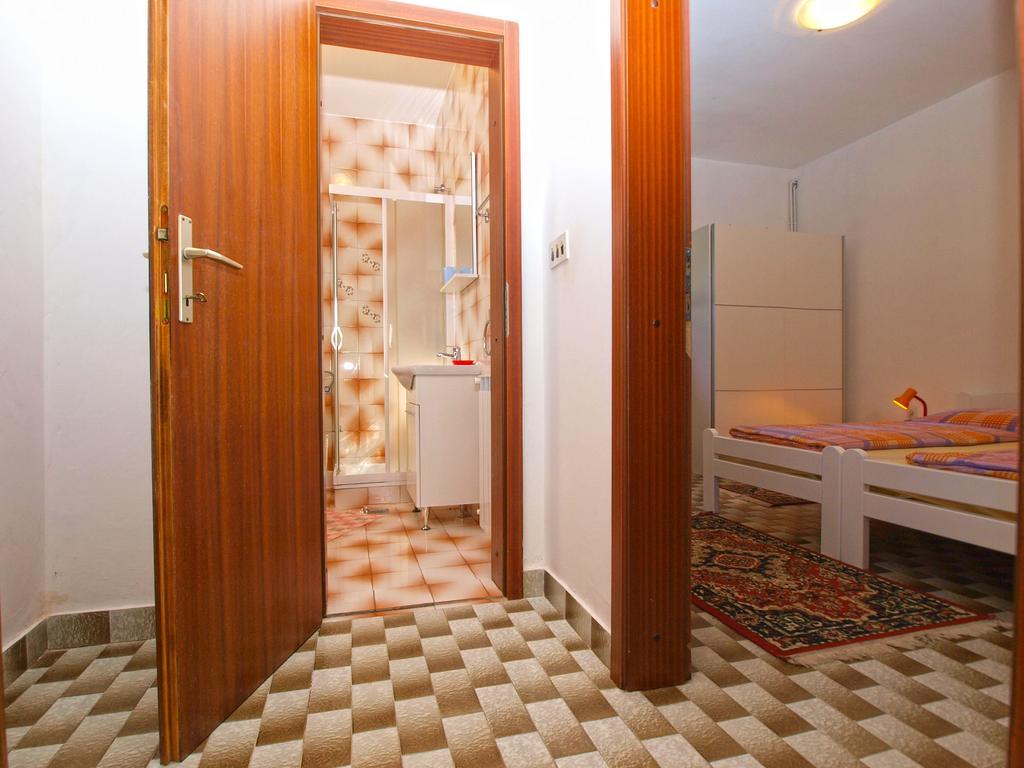 Apartments Kosovka 1398 Pjescana Uvala Bagian luar foto
