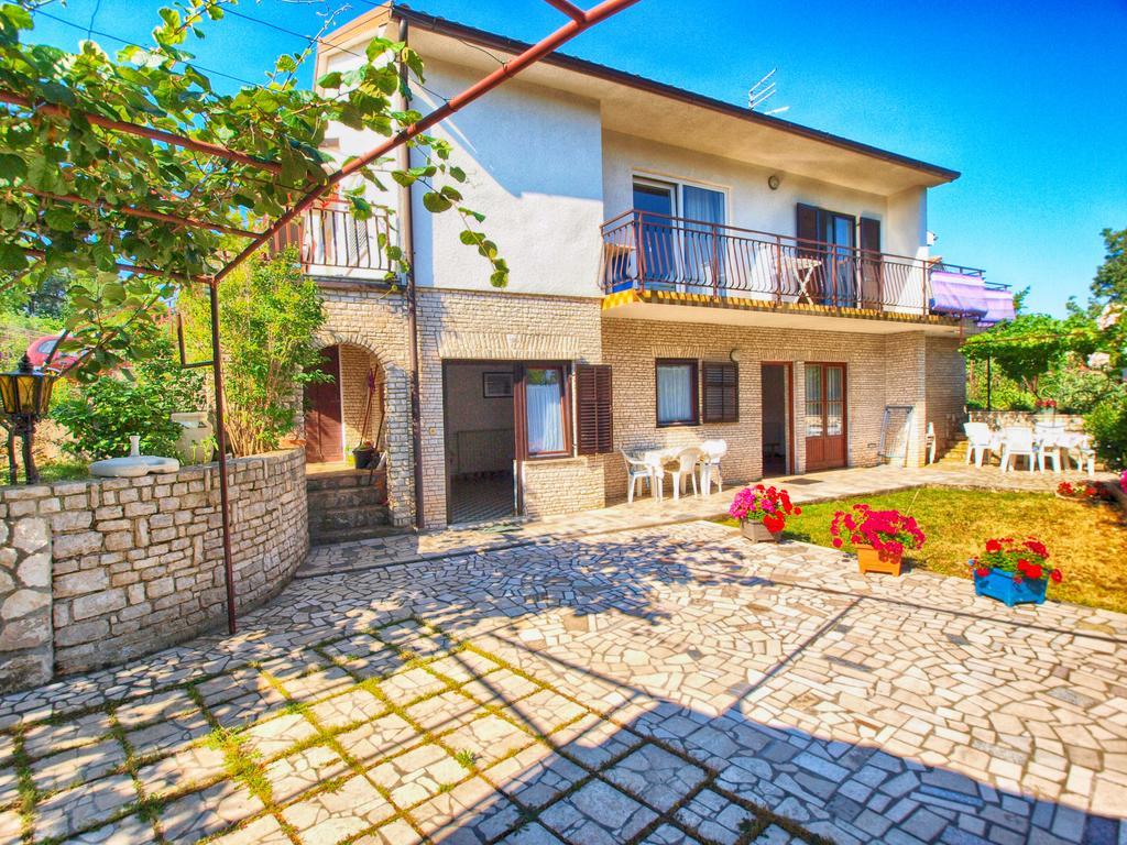 Apartments Kosovka 1398 Pjescana Uvala Bagian luar foto