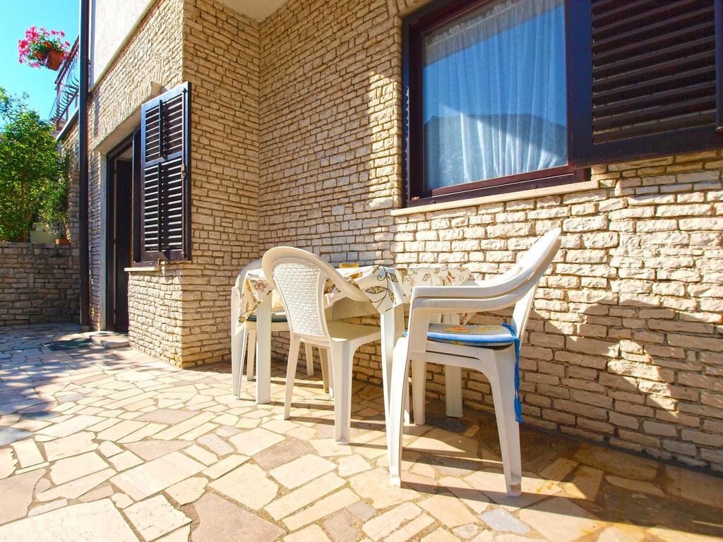 Apartments Kosovka 1398 Pjescana Uvala Bagian luar foto